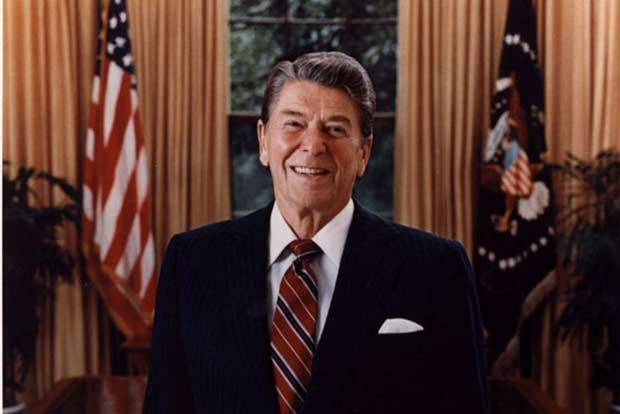 Official_Portrait_of_President_Reagan_1985